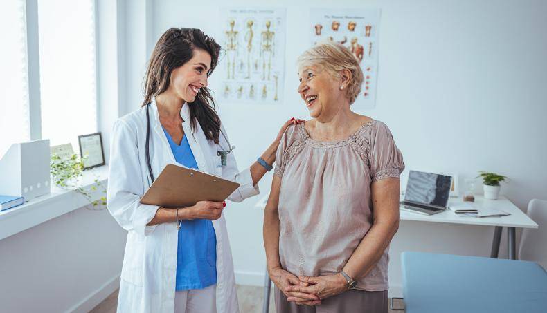 Doctor speaking with a patient 