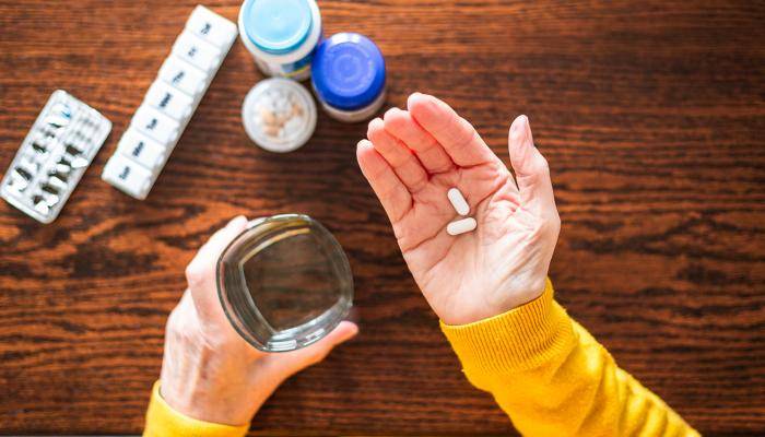 Optimizing Medication Adherence- Strategies for Physicians in Senior Care